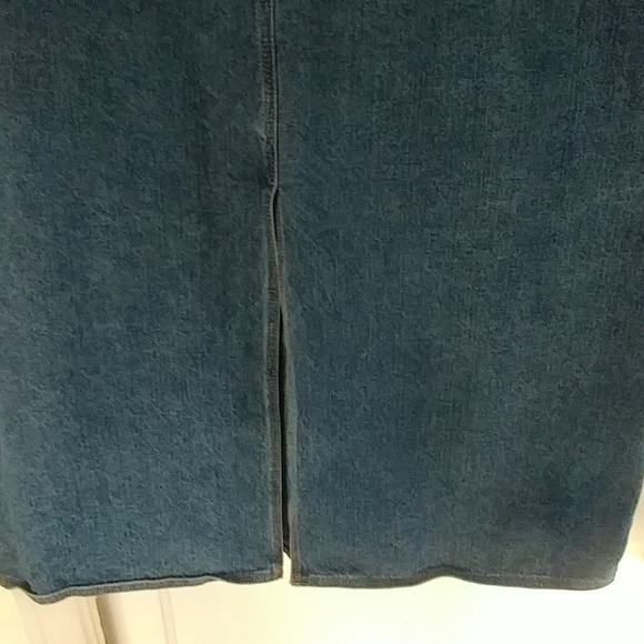 🐢St. John Bay Woman - denim skirt - Picture 4 of 8